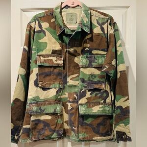 VINTAGE AUTHENTIC MILITARY CAMO JACKET SHACKET MARINES